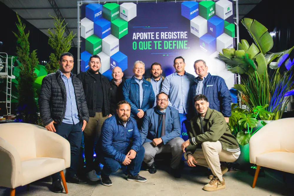 Equipe Metalenge em evento corporativo